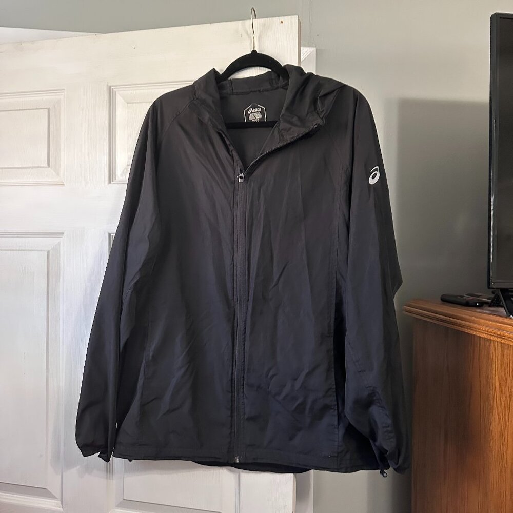 Asics Size L Men's packable jacket